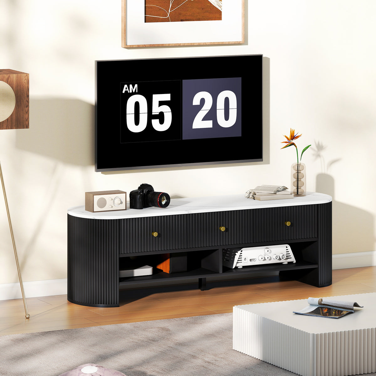 Meuble TV 140 cm, 65 pouces effet marbre avec 3 tiroirs façades à cannelures 2 étagères noir