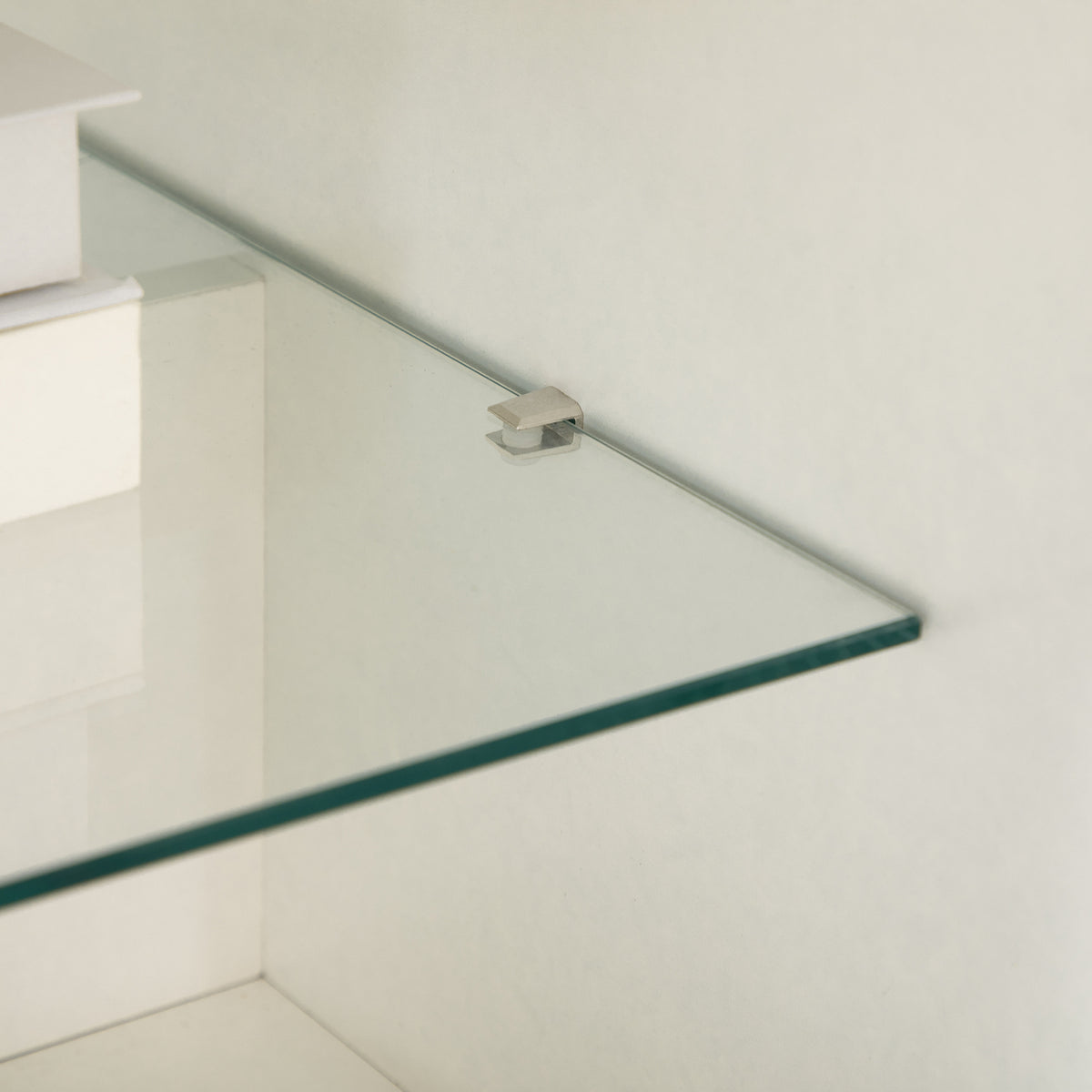 Table basse rectangulaire, 2 tiroirs 2 niches étagère verre trempé, chêne clair